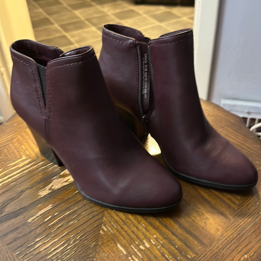 New Directions Dahlia Boots 8 1/2 M AGF19-10721-030-111